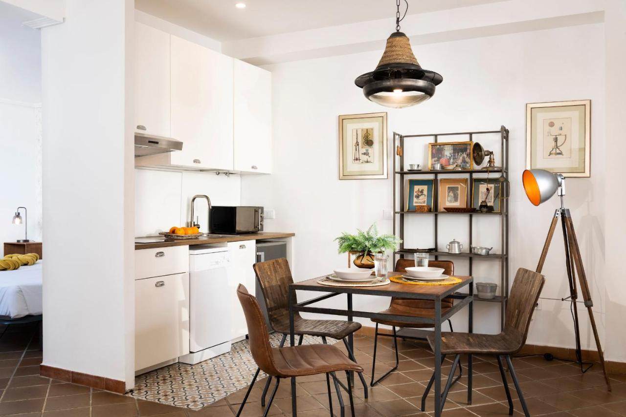 Lepanto Premium Apartments Siviglia Esterno foto